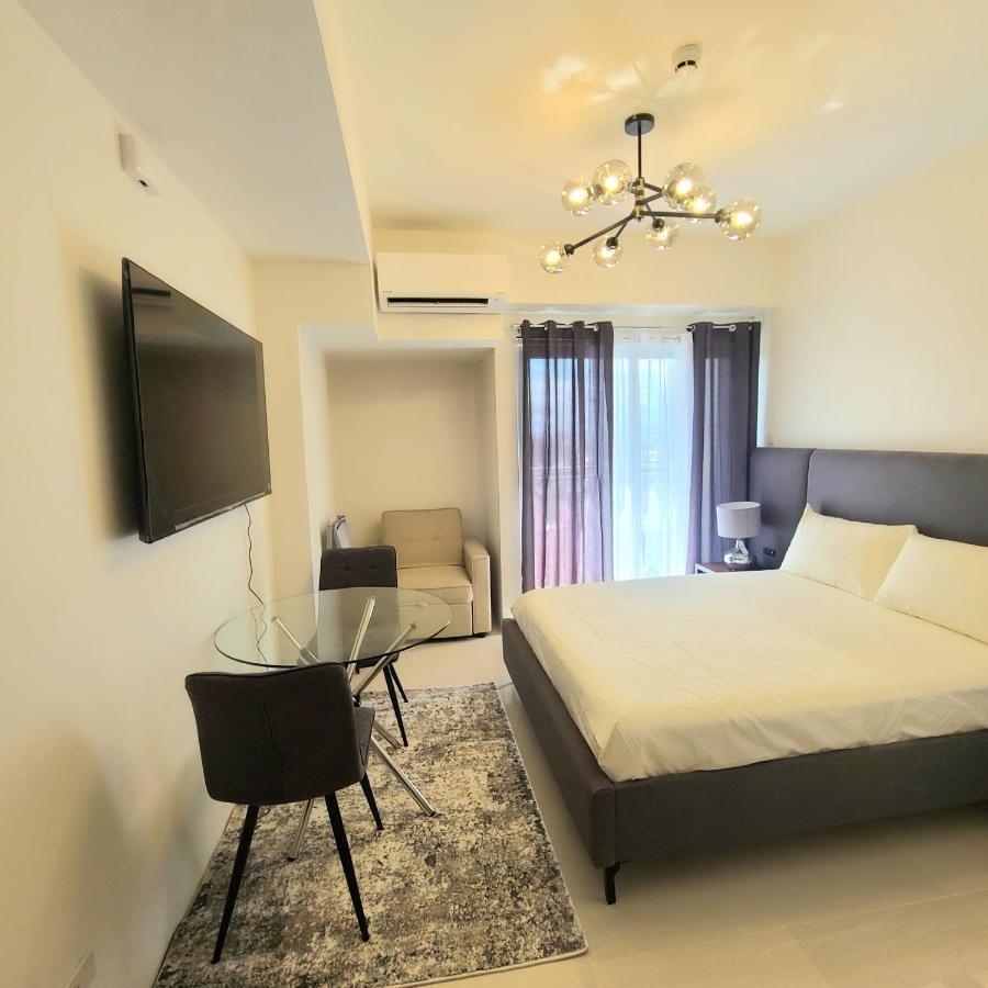 Inspiria Condo Free Airport Pickup For 3 Nights Stay Or More Davao City Esterno foto